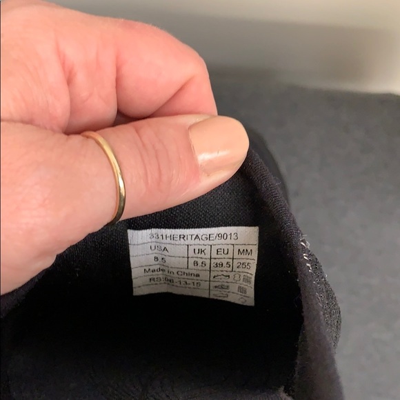 🚫SOLD🚫Vionic Black & Gray Slip Ons Size 8.5 - Picture 6 of 8